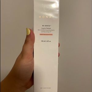 Be gentle monat face wash